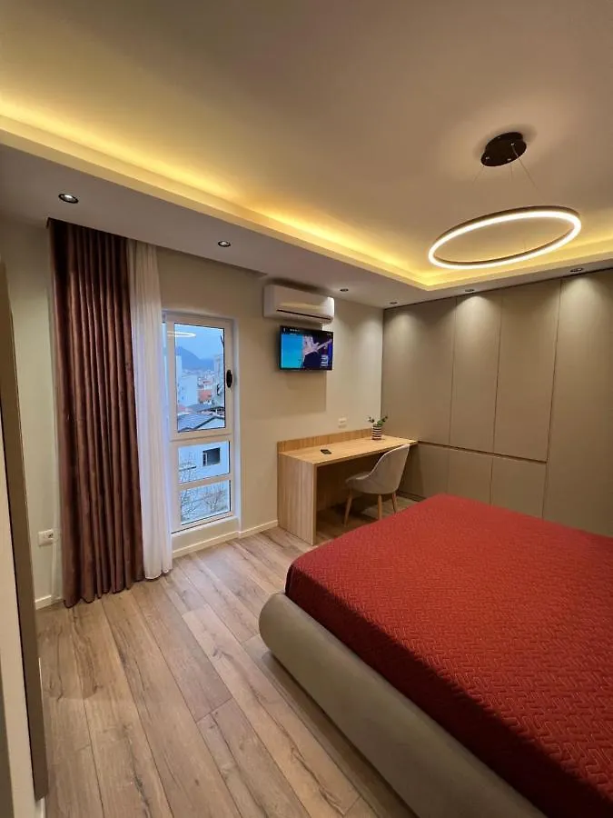 Erg Apartments Tirana 0*,